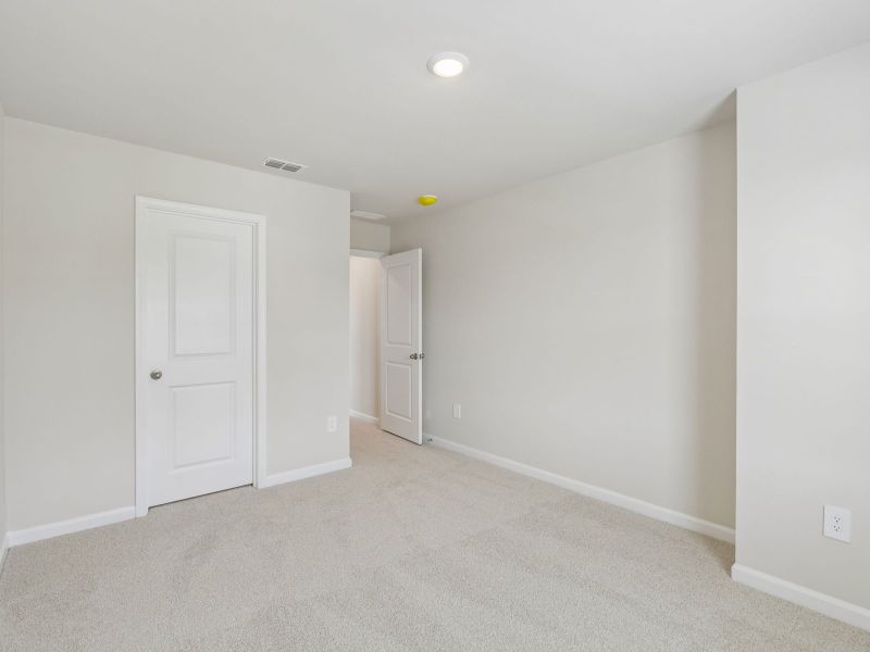 Spacious, unfurnished interior of a new home in Preserve at Mountain Creek, Pendergrass (Image 28).