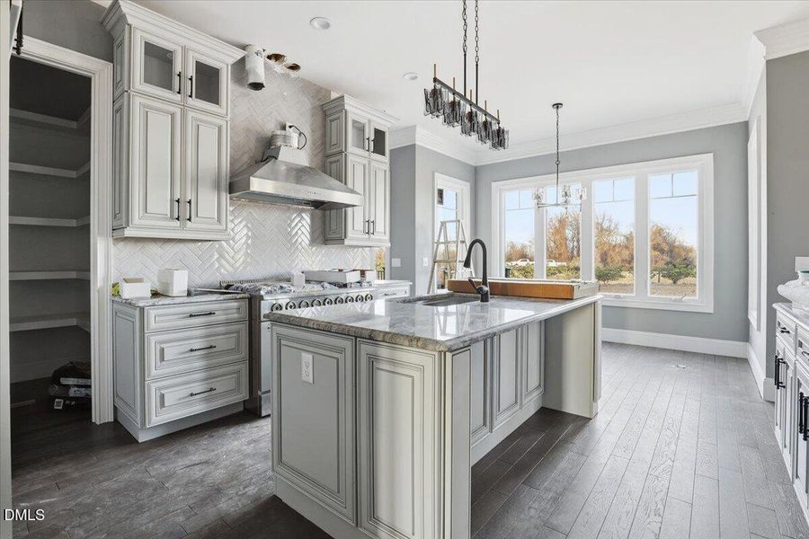 28-102 Stonewood Pl-28