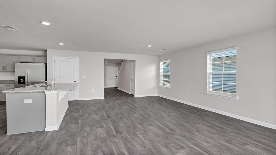 Representative unfurnished interior of a home built from the ROBIE by D.R. Horton in Ferry Grove, Lexington (Image 18).