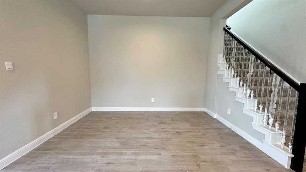 Spacious, unfurnished interior of a new home in Rock Creek Ranch, Fort Worth (Image 10). Spacious, unfurnished interior of a new home in Rock Creek Ranch, Fort Worth (Image 10).