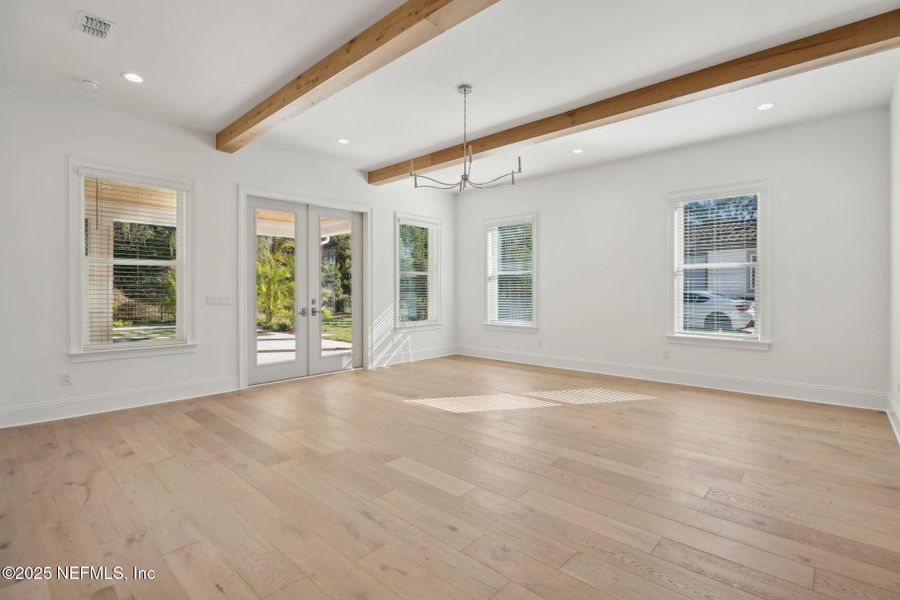 Spacious, unfurnished interior of a new home in , Jacksonville (Image 39).