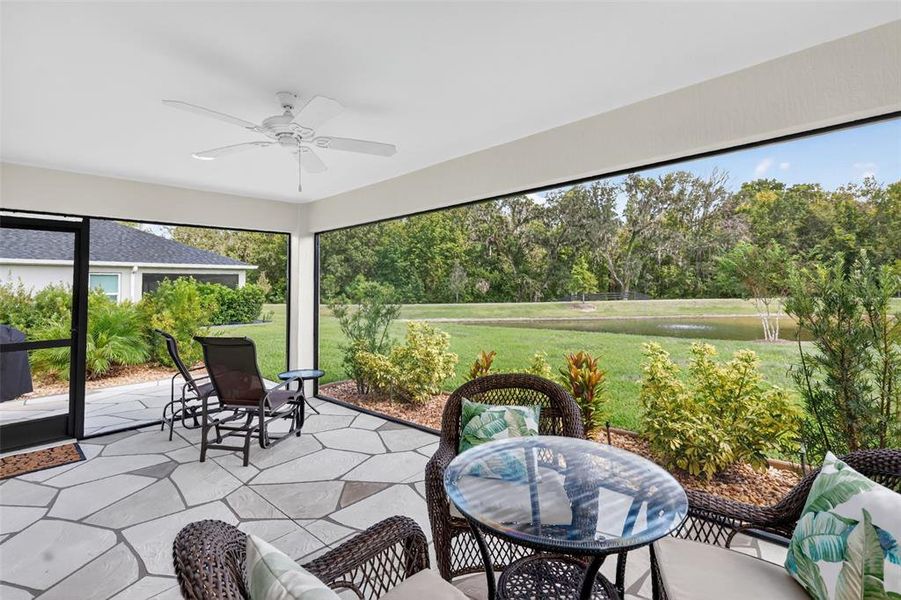 Community amenities in , The Villages (Image 16).