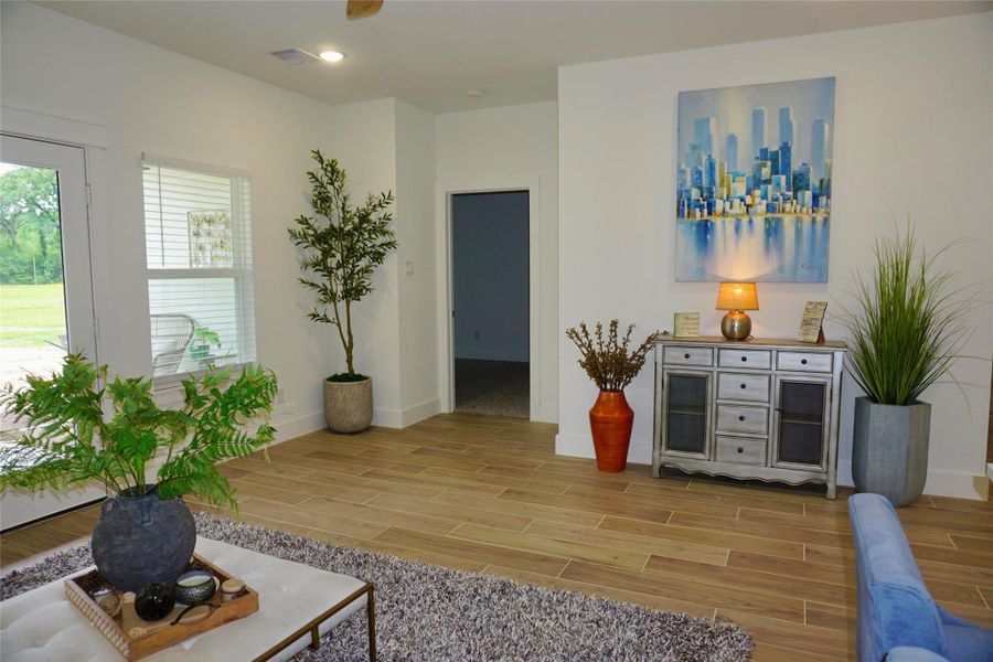 Furnished interior view inside a new home in , Hempstead (Image 14).