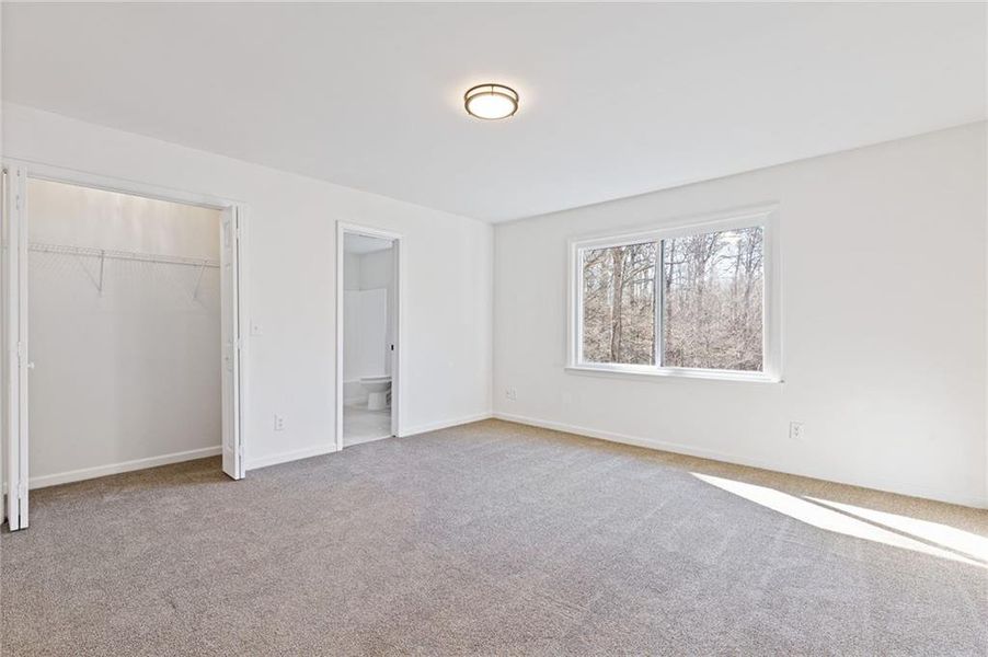 Spacious, unfurnished interior of a new home in , Gainesville (Image 52).