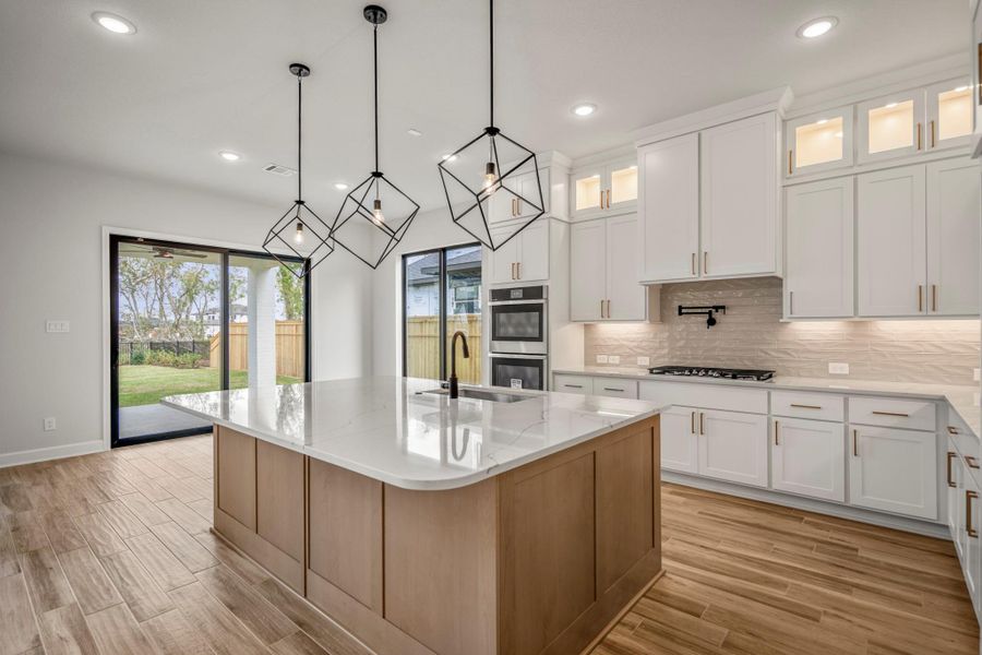 Furnished interior view inside a new home in Sienna 70' Lots, Missouri City (Image 10). Furnished interior view inside a new home in Sienna 70' Lots, Missouri City (Image 10).