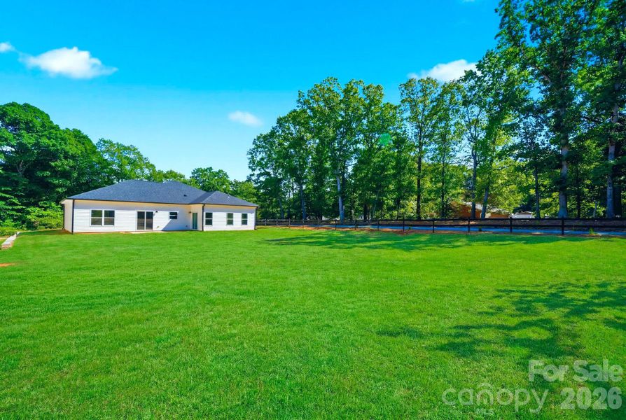 Exterior details and patio area of a home in , Gastonia (Image 7).