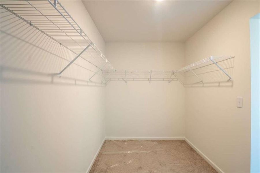 Spacious, unfurnished interior of a new home in Creekside Landing, Dallas (Image 26). Spacious, unfurnished interior of a new home in Creekside Landing, Dallas (Image 26).