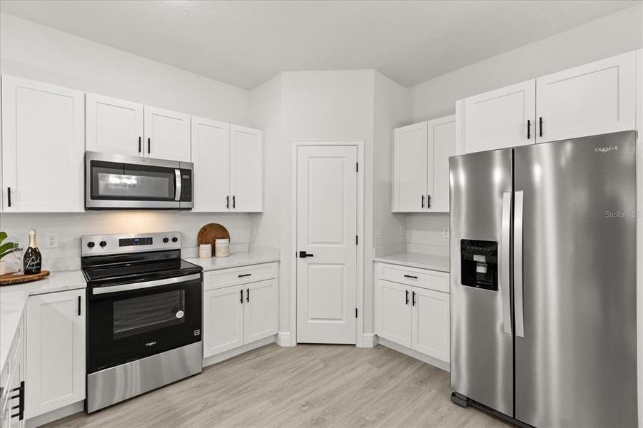 Furnished interior view inside a new home in , Ocala (Image 9).