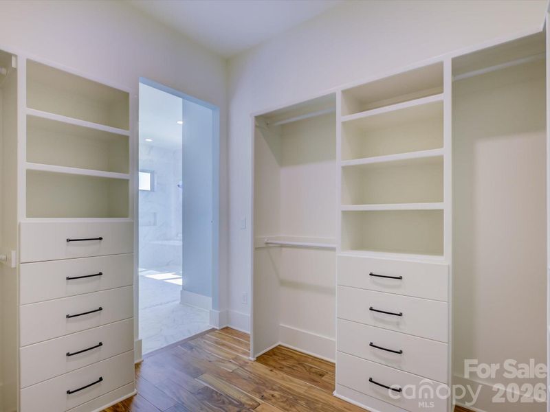 Spacious, unfurnished interior of a new home in , Rock Hill (Image 27).