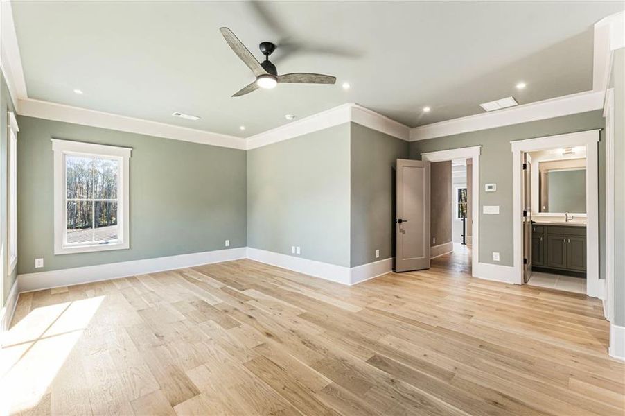 Spacious, unfurnished interior of a new home in , Alpharetta (Image 94).