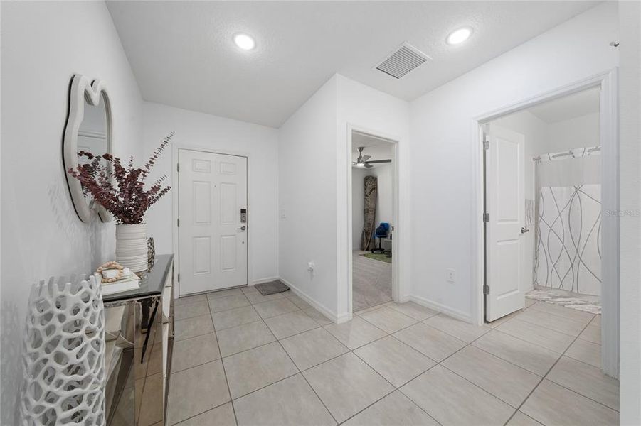 Furnished interior view inside a new home in , Kissimmee (Image 14).