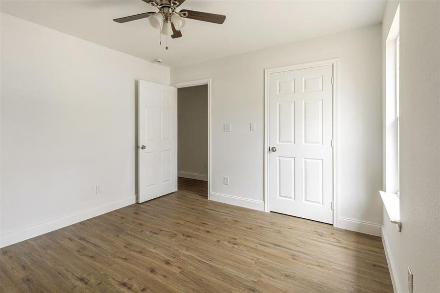 Spacious, unfurnished interior of a new home in , Mabank (Image 21). Spacious, unfurnished interior of a new home in , Mabank (Image 21).