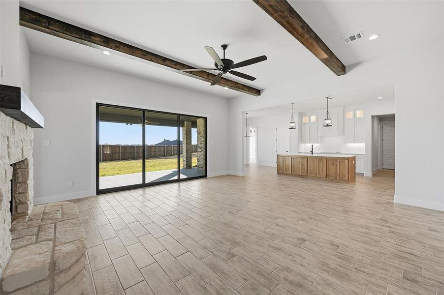 Spacious, unfurnished interior of a new home in Coyote Crossing, Godley (Image 23).