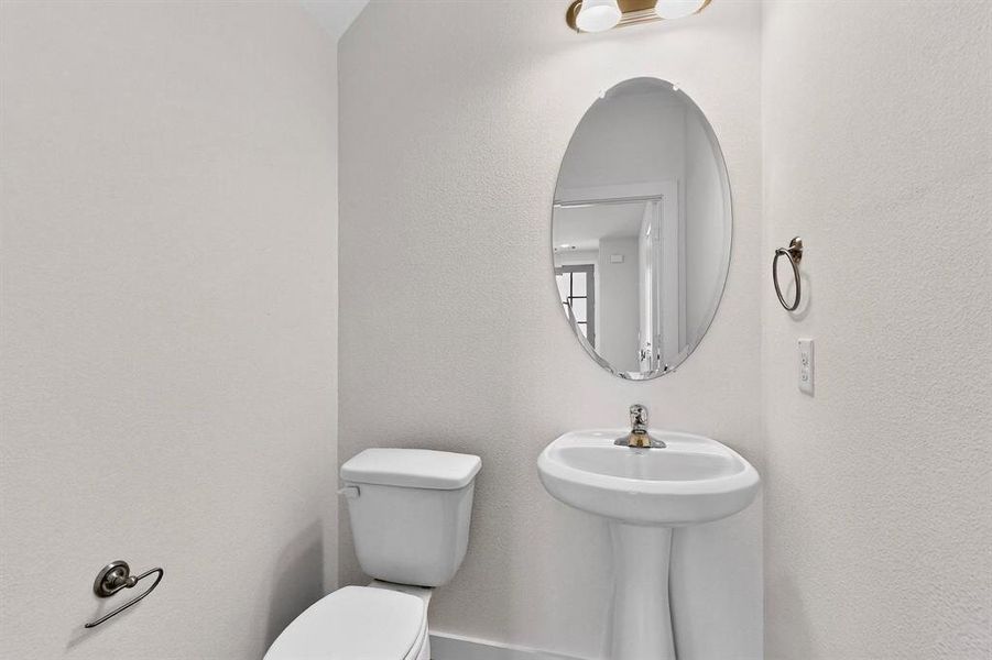 Furnished interior view inside a new home in Solterra Texas, Mesquite (Image 16).