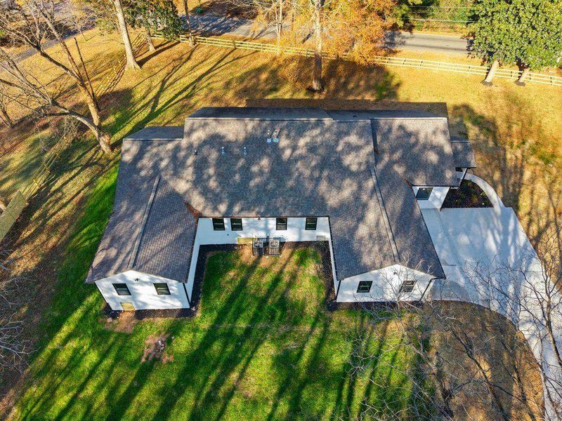 Exterior details and patio area of a home in , Decatur (Image 30).
