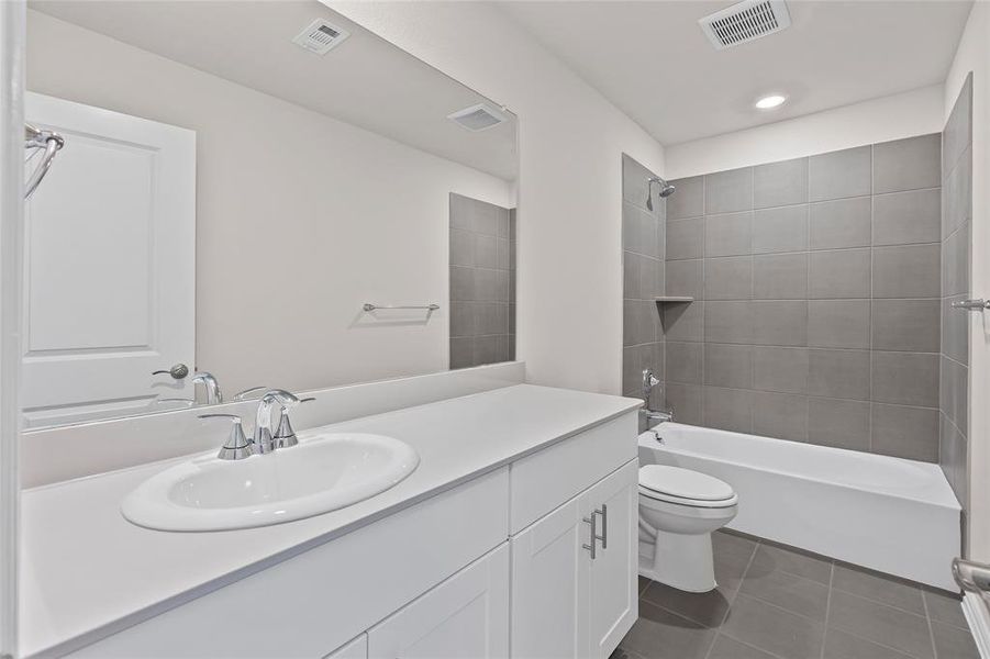 Furnished interior view inside a new home in Stratton Place, Greenville (Image 3).