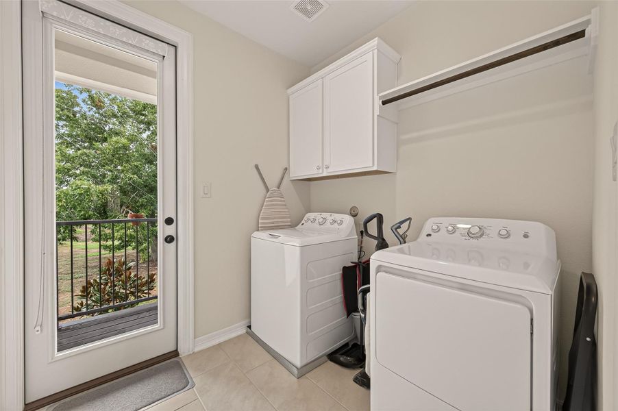 Furnished interior view inside a new home in , Houston (Image 10).