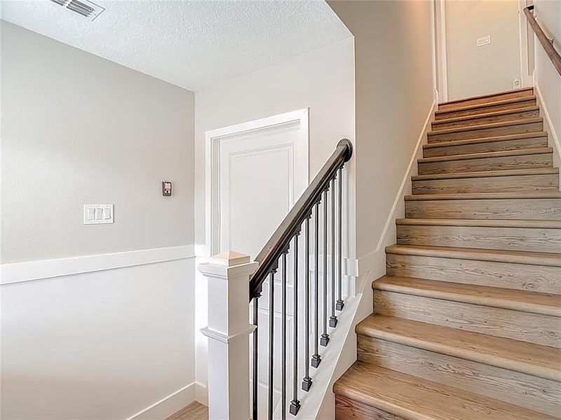 Spacious, unfurnished interior of a new home in , Hernando Beach (Image 18).