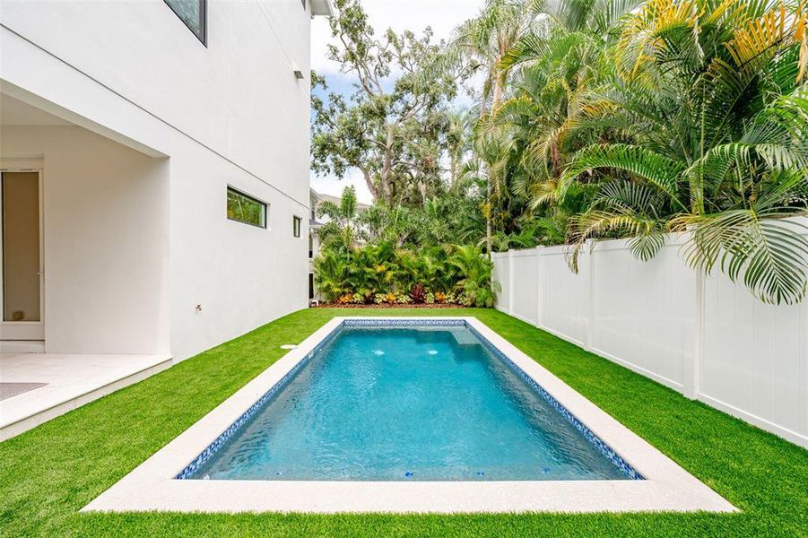 Image 68 of a home in .