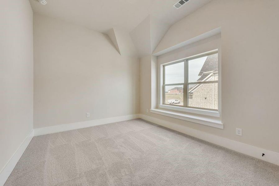 Spacious, unfurnished interior of a new home in Park Place, Prosper (Image 19).