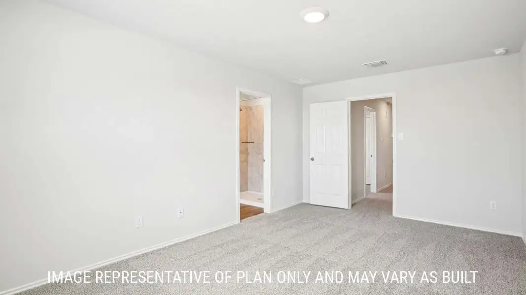 Spacious, unfurnished interior of a new home in Reynolds Crossing, Killeen (Image 18).