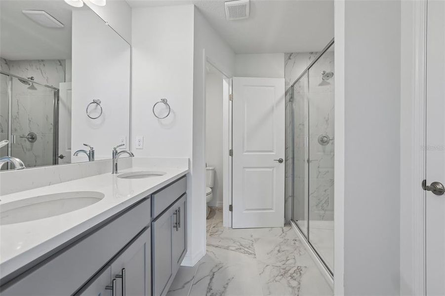 Furnished interior view inside a new home in Twin Oaks, Zephyrhills (Image 9).