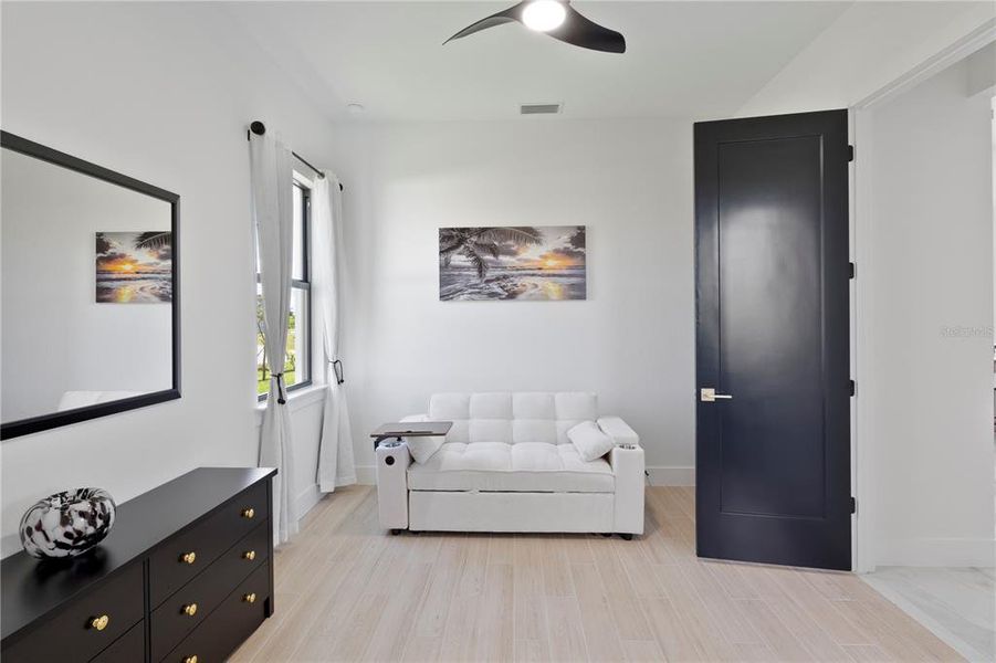 Furnished interior view inside a new home in , Cape Coral (Image 25).