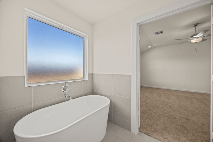 Furnished interior view inside a new home in Ashland, Houston (Image 12).