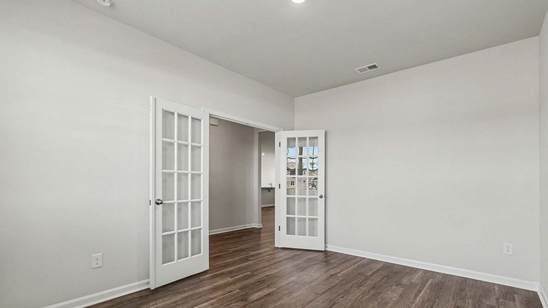 Spacious, unfurnished interior of a new home in Preserve at Cypress Commons, Conway (Image 8).