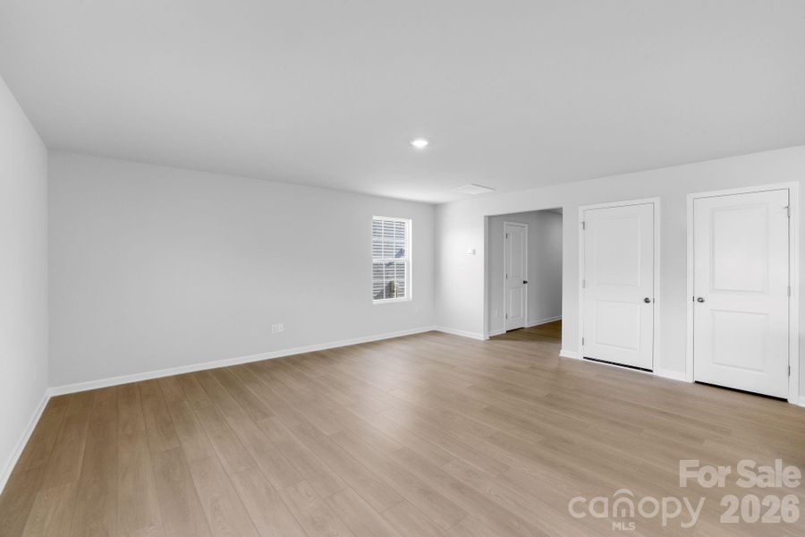 Spacious, unfurnished interior of a new home in Cleveland Hill, Shelby (Image 17).