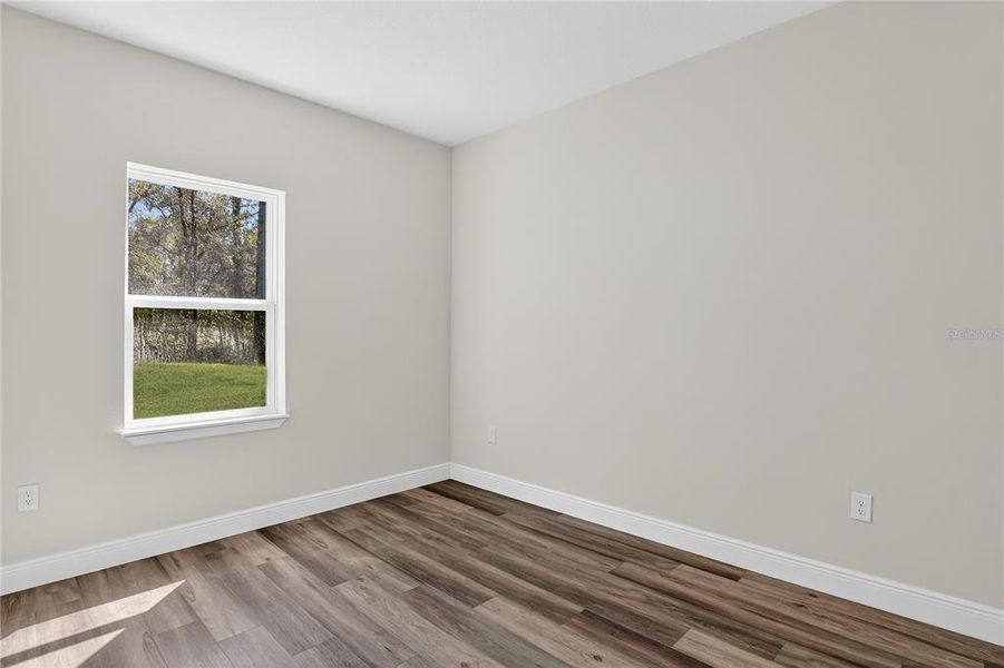 Spacious, unfurnished interior of a new home in , Citrus Springs (Image 17).