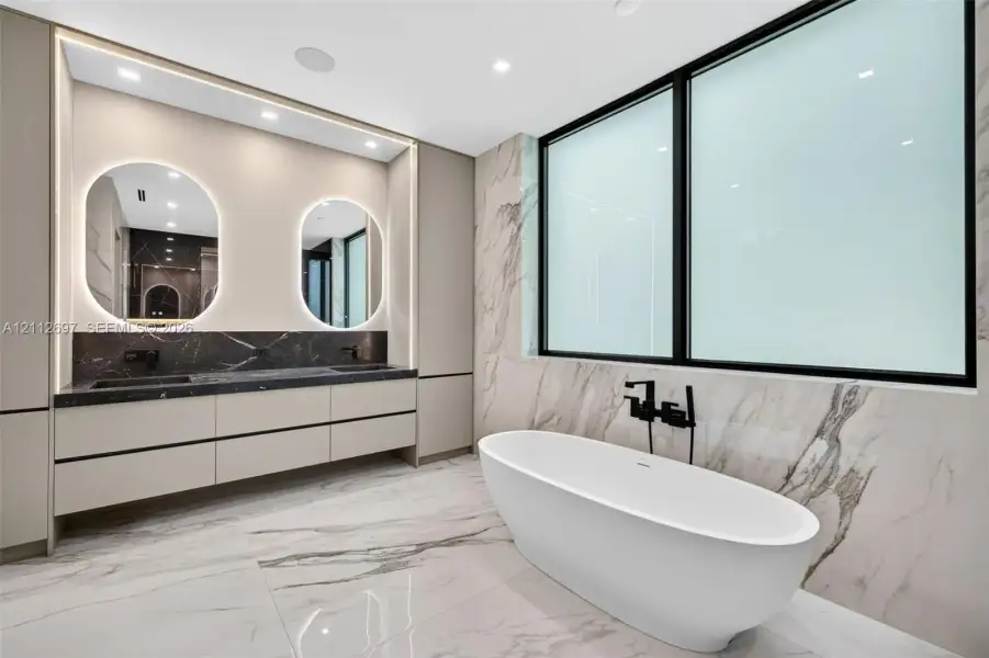Furnished interior view inside a new home in , Fort Lauderdale (Image 4).