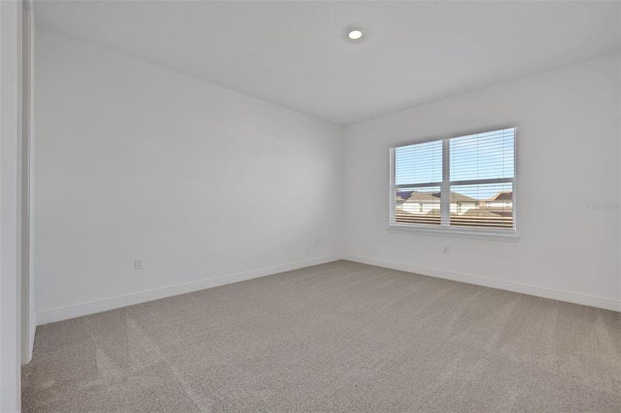 Spacious, unfurnished interior of a new home in , St. Cloud (Image 20).