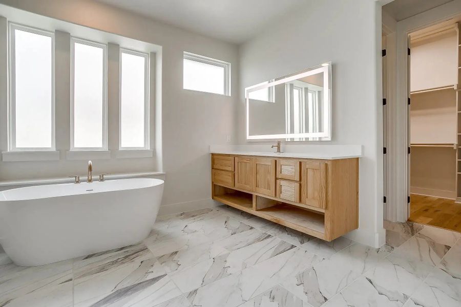 Representative furnished interior of a home built from the The Colin by Elmwood Custom Homes in Aledo Heights, Aledo (Image 27).