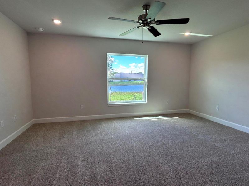 Spacious, unfurnished interior of a new home in Waterstone Villas, Fort Pierce (Image 18). Spacious, unfurnished interior of a new home in Waterstone Villas, Fort Pierce (Image 18).