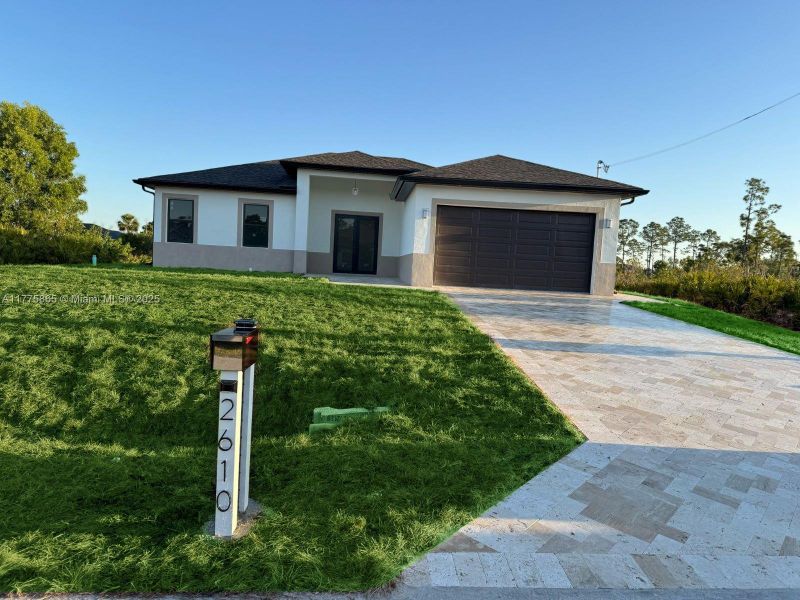 Image 25 of a home in .