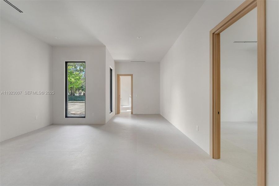 Spacious, unfurnished interior of a new home in , Pinecrest (Image 26). Spacious, unfurnished interior of a new home in , Pinecrest (Image 26).