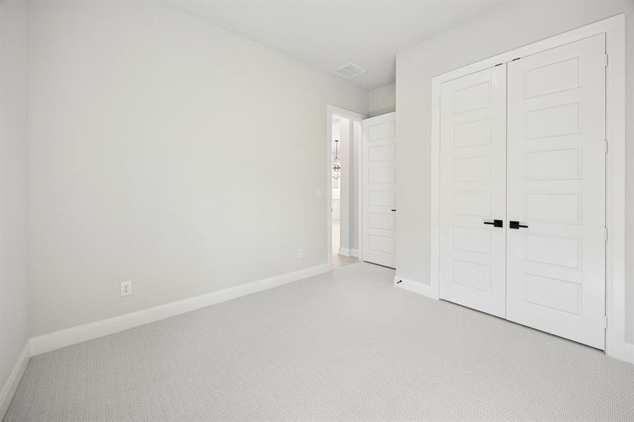 Spacious, unfurnished interior of a new home in Mantua Point Gardens, Van Alstyne (Image 22). Spacious, unfurnished interior of a new home in Mantua Point Gardens, Van Alstyne (Image 22).