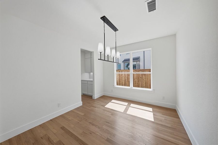 Spacious, unfurnished interior of a new home in Brookhollow West, Prosper (Image 21).