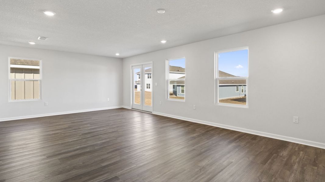 Representative unfurnished interior of a home built from the Walker by D.R. Horton in Ashton Park Phase III, Freeport (Image 13).