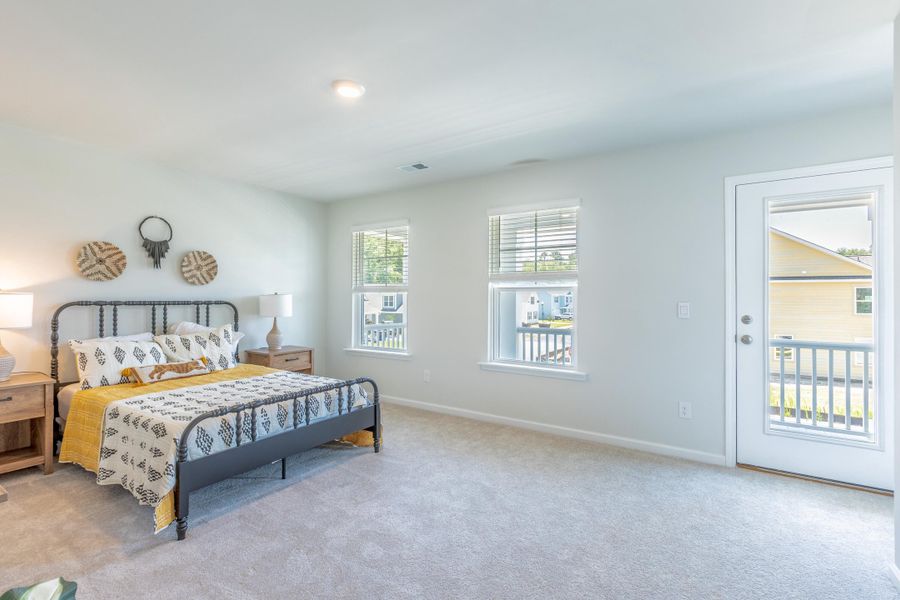 Furnished interior view inside a new home in Mallard Crossing, Summerville (Image 27).