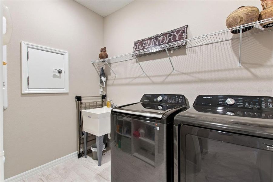 Furnished interior view inside a new home in , Minneola (Image 33).