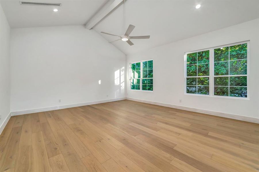 Spacious, unfurnished interior of a new home in , Dallas (Image 22).