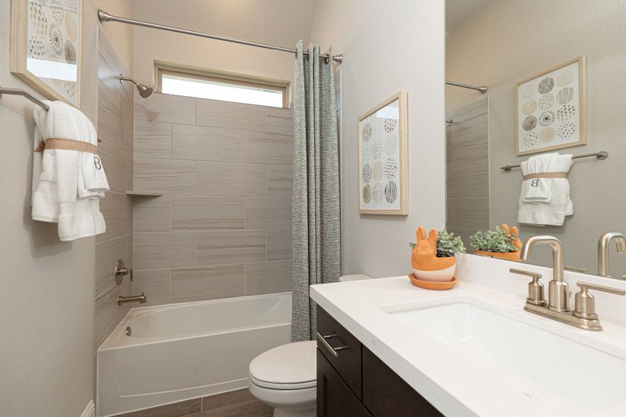 Representative furnished interior of a home built from the Mckinney by Beazer Homes in Timber Hollow: Heritage Collection, Magnolia (Image 5).