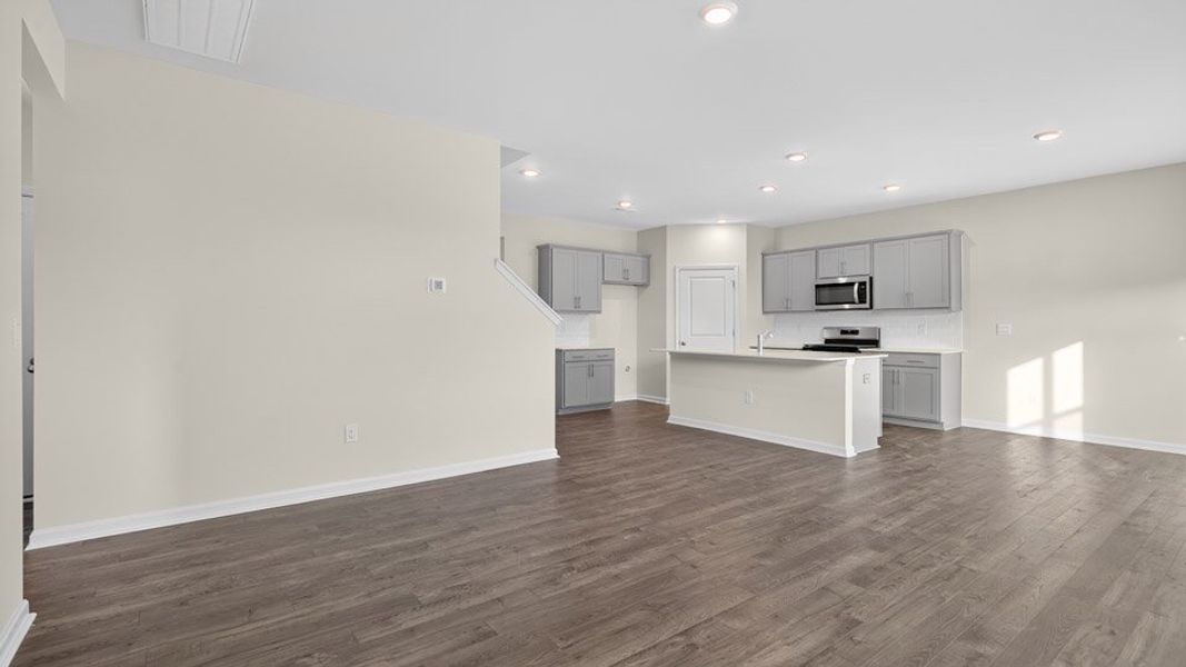 Spacious, unfurnished interior of a new home in Honeycutt Oaks, Angier (Image 14).