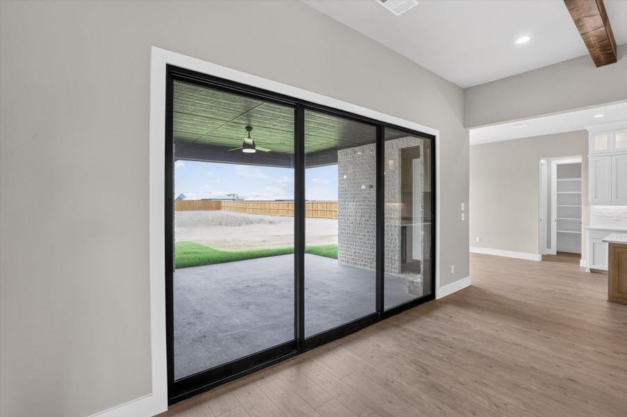 Spacious, unfurnished interior of a new home in Coyote Crossing, Godley (Image 27).