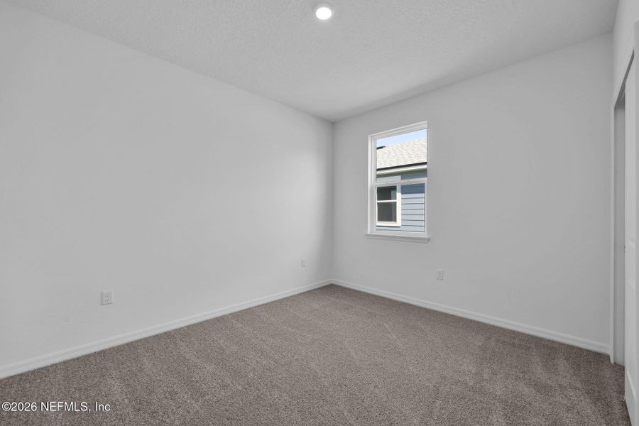 Spacious, unfurnished interior of a new home in Hyland Trail, Green Cove Springs (Image 21).