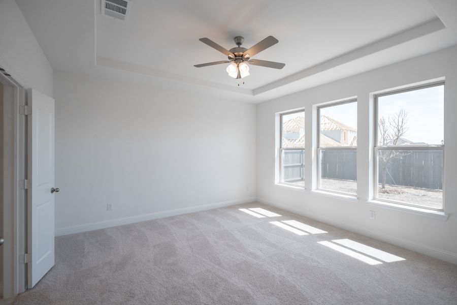 Spacious, unfurnished interior of a new home in Goodland, Midlothian (Image 22).