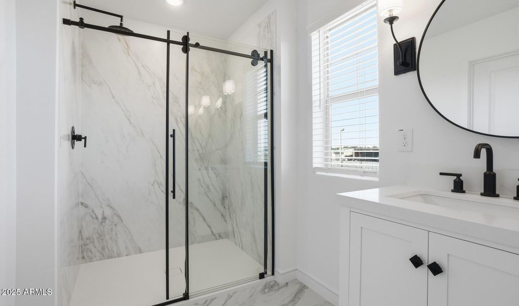 Manor Lot #60 Primary Bath (2) (Large)