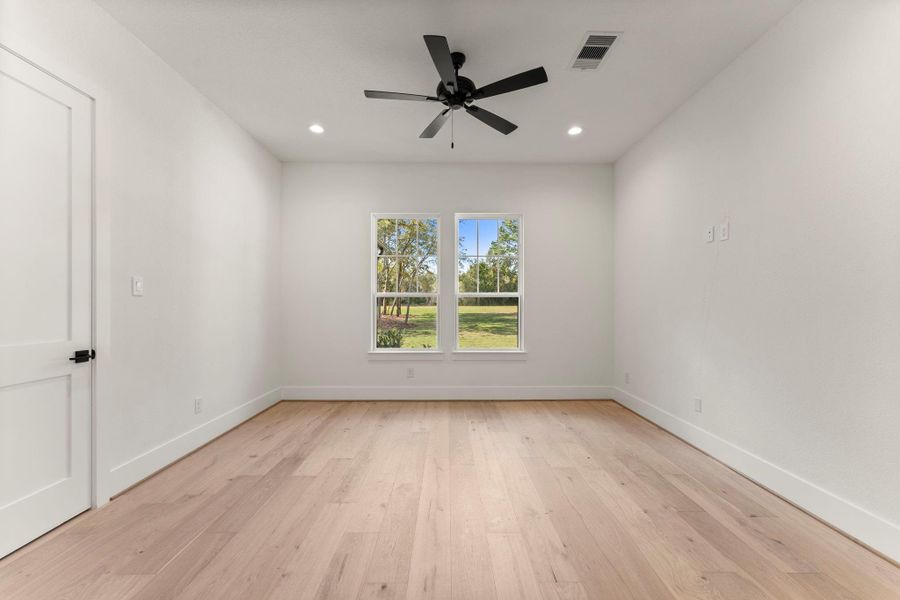 Spacious, unfurnished interior of a new home in Homestead Hill, New Waverly (Image 13).